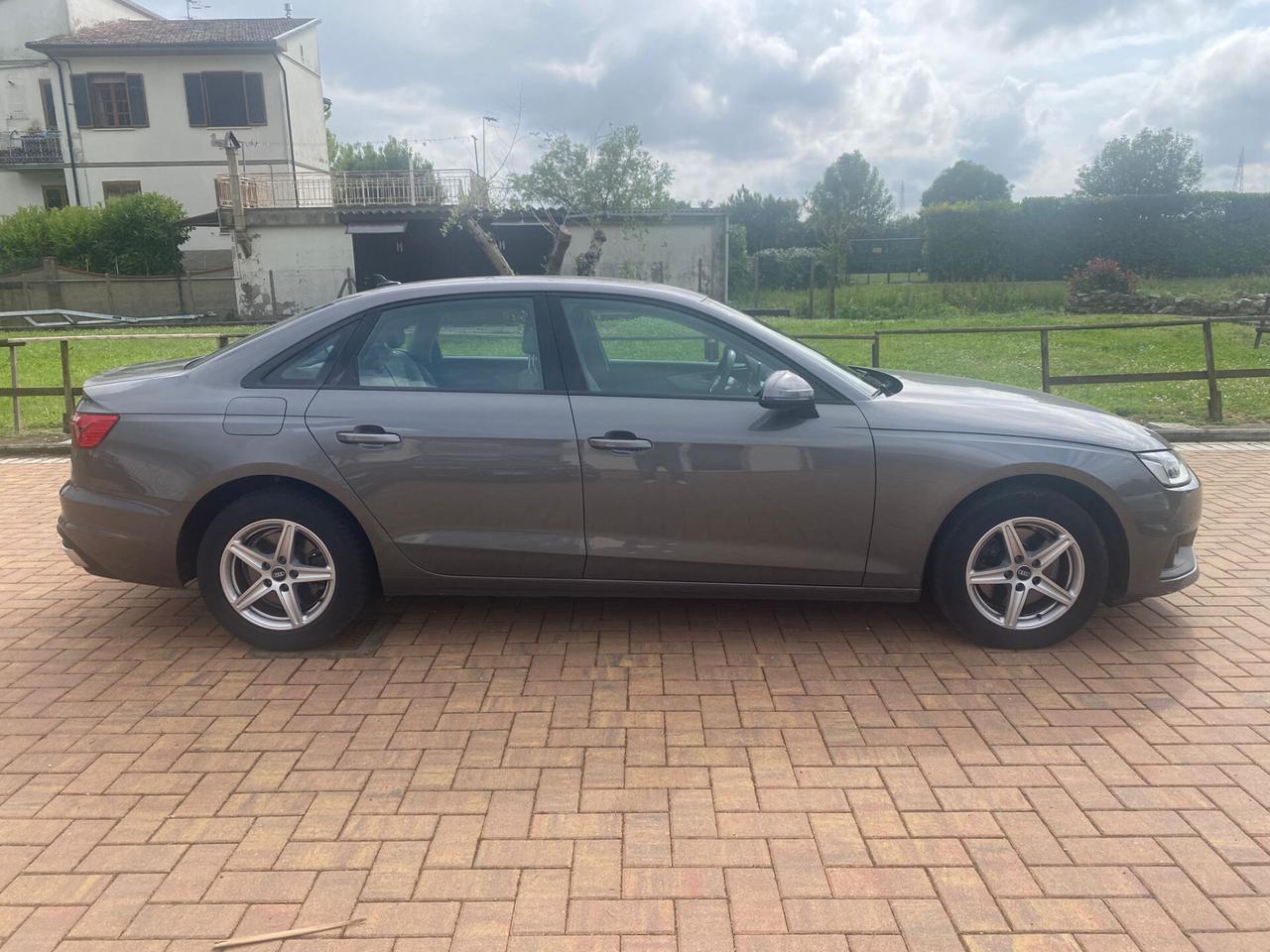 Audi A4 35 TDI/163 CV S tronic Business