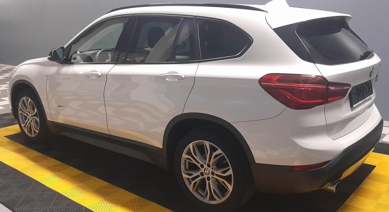 Bmw X1 xDrive18d Sport