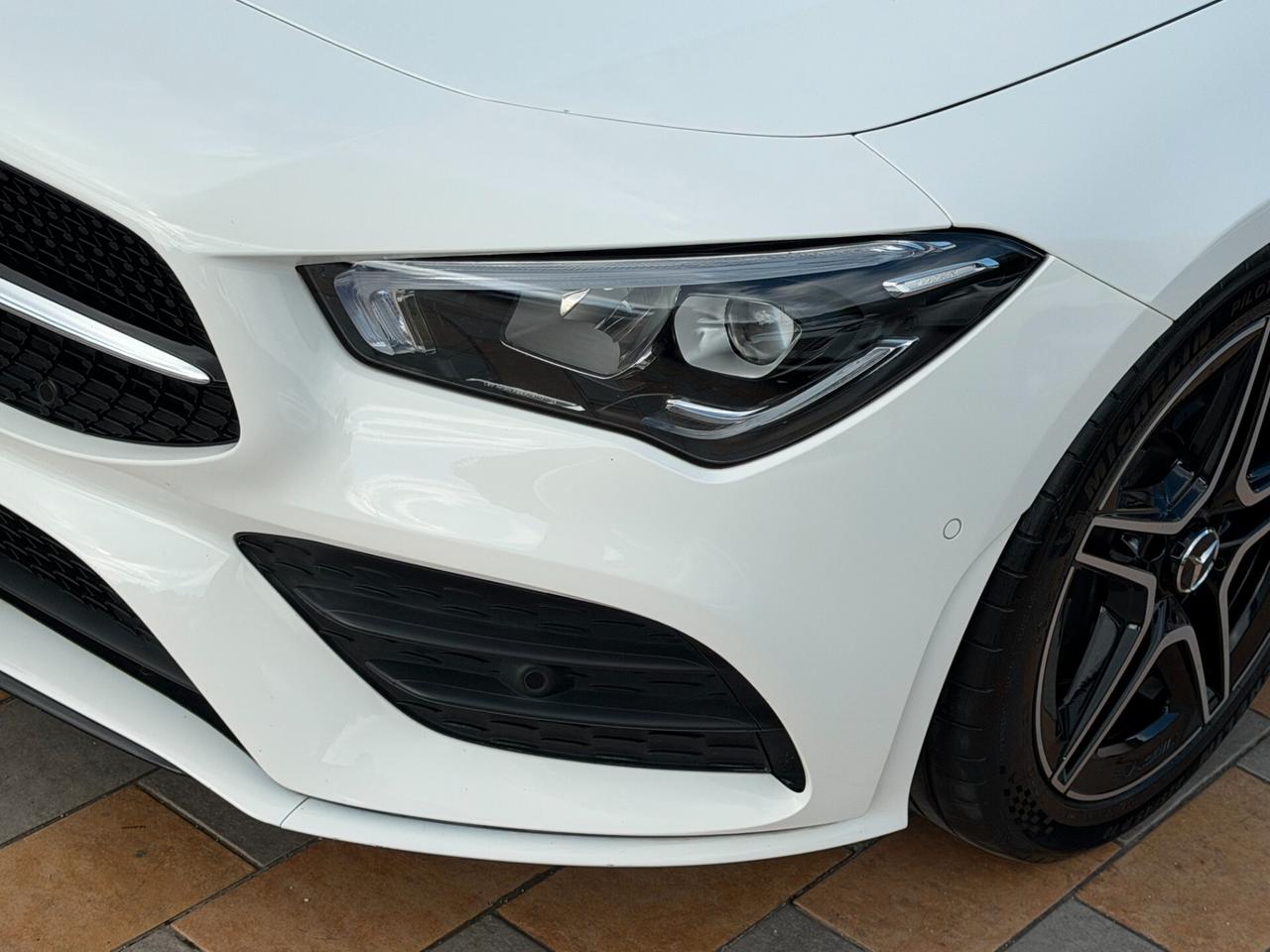 Mercedes-benz CLA 200 D 150 cv. Automatic NIGHT EDITION (Full optional)