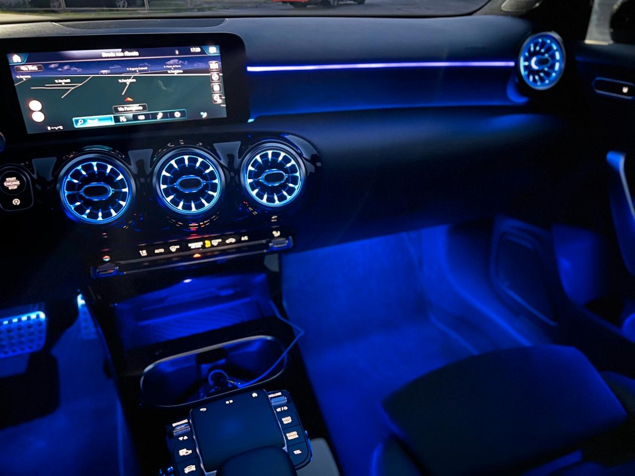 Mercedes-benz A 200 d 2.0 150cv Premium PLUS AMG TETTO PACK NIGHT