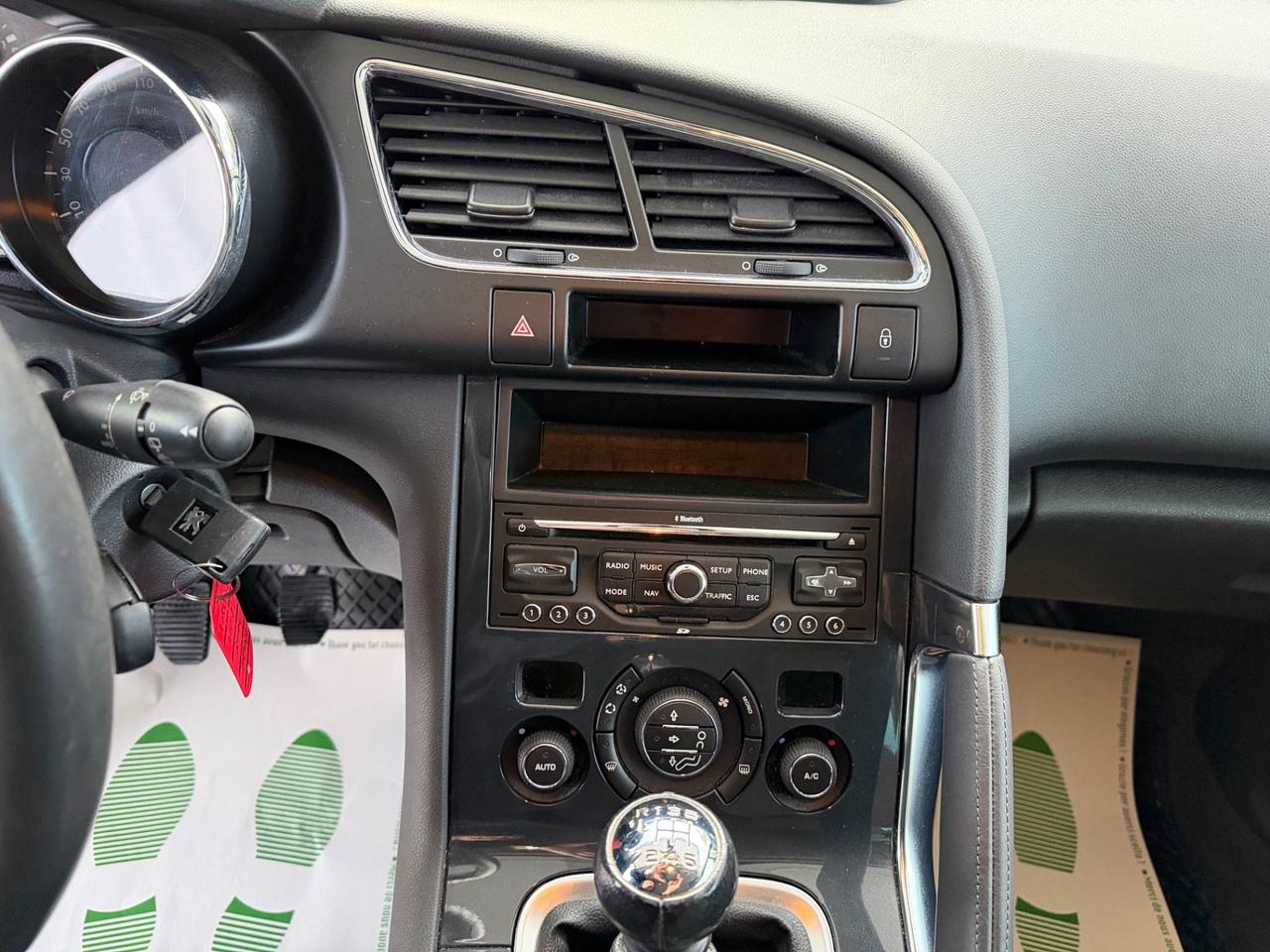 Peugeot 3008 1.6 HDi 112CV Allure