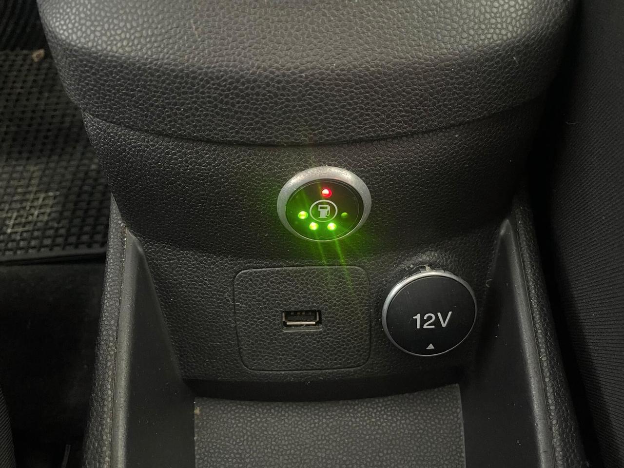 Ford Fiesta 1.4 5p. Bz.- GPL Titanium