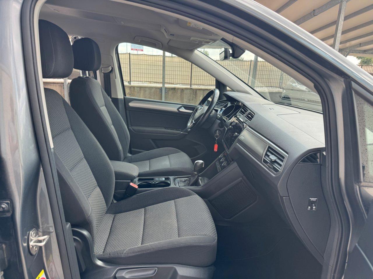 Volkswagen Touran 1.6 tdi Business 115cv dsg 7 POSTI