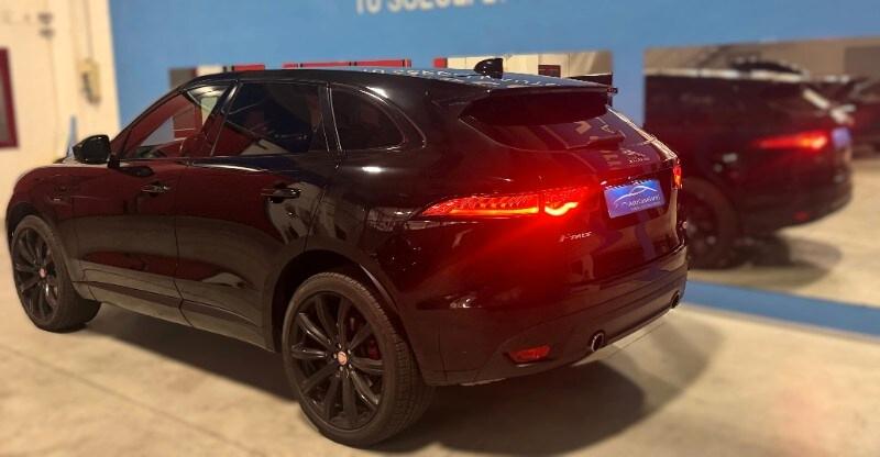JAGUAR F-Pace (X761) F-Pace 3.0 D V6 300 ...