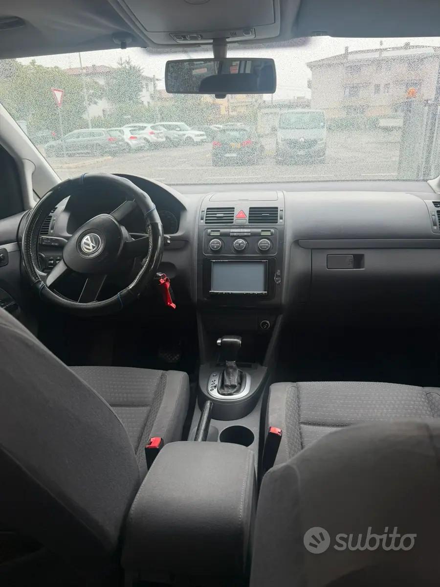 Touaran 7 posti