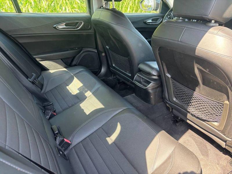 Alfa Romeo Giulia 2.2 Diesel 180cv