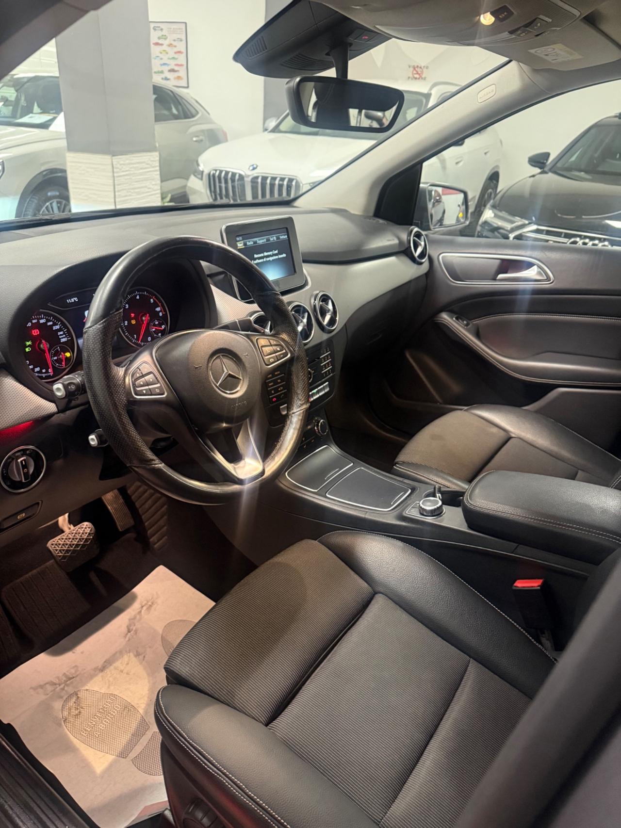 Mercedes-benz B 200 d Automatic 4Matic Premium