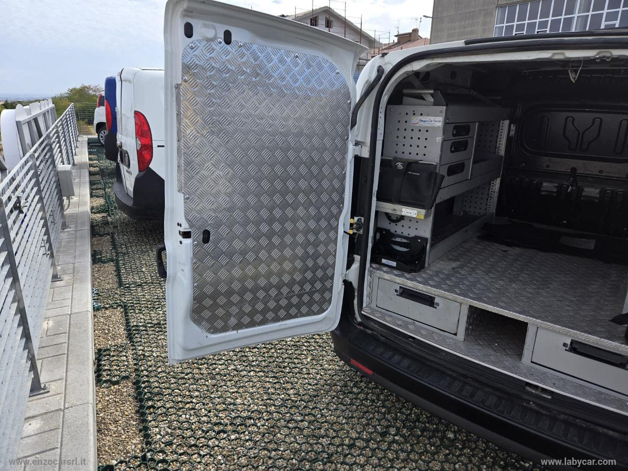 Doblò 1.6 MJT 105CV PC-TN Cargo Lam. SX