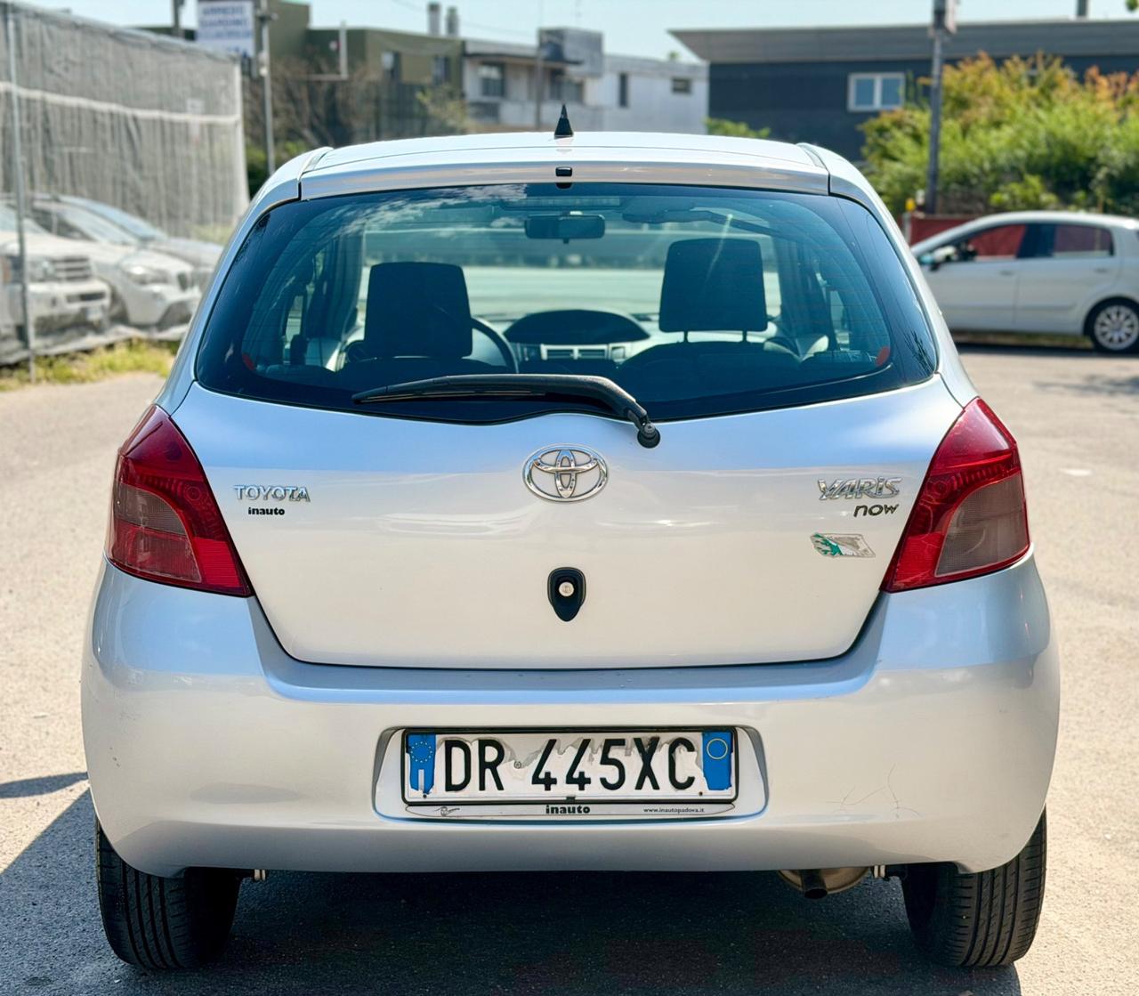 Toyota Yaris 2008 1.0 benzina ok neopatentati garanzia 12 mesi ‘ ok neopatentati