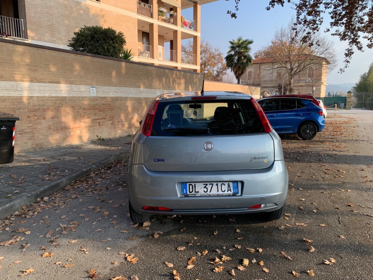 Fiat Panda Utilitaria 1.2 neopatentati