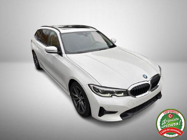 BMW 320 d xDrive Touring Sport Line Tetto Navi Pelle