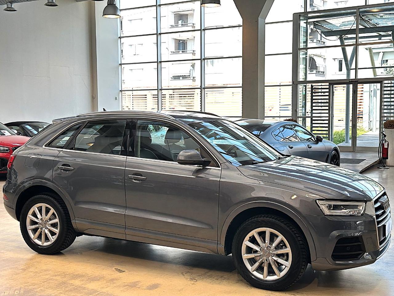 Audi Q3 2.0 tdi Design quattro 150cv S tronic - Navi