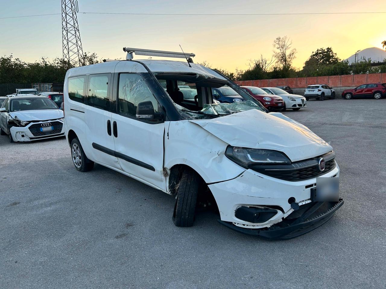Fiat Doblo 1.6 MJT 120CV Maxi N1 - 2019 Incidentato