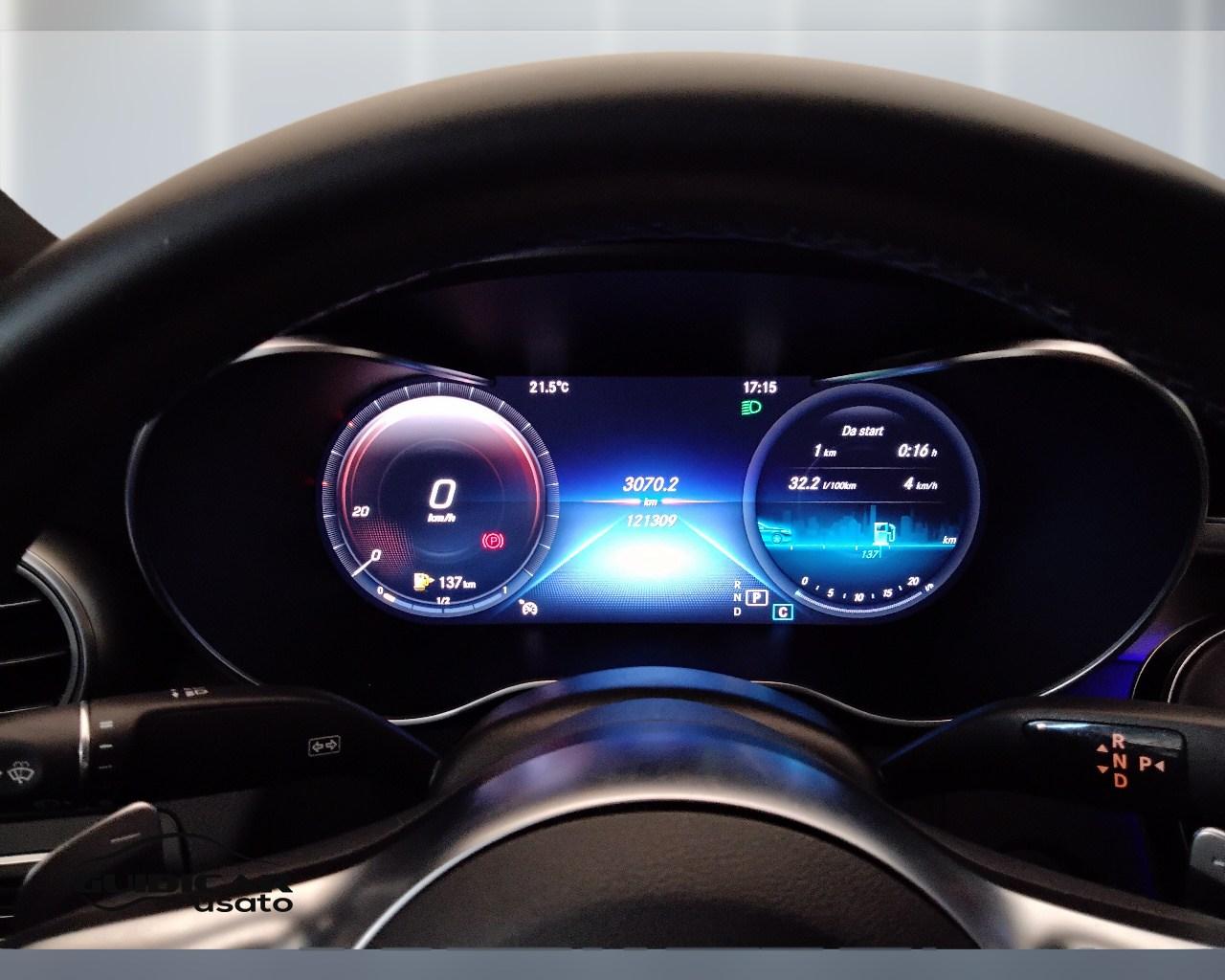 Mercedes-Benz Classe C-C205 2018 Coupe - C Coupe 220 d Premium auto