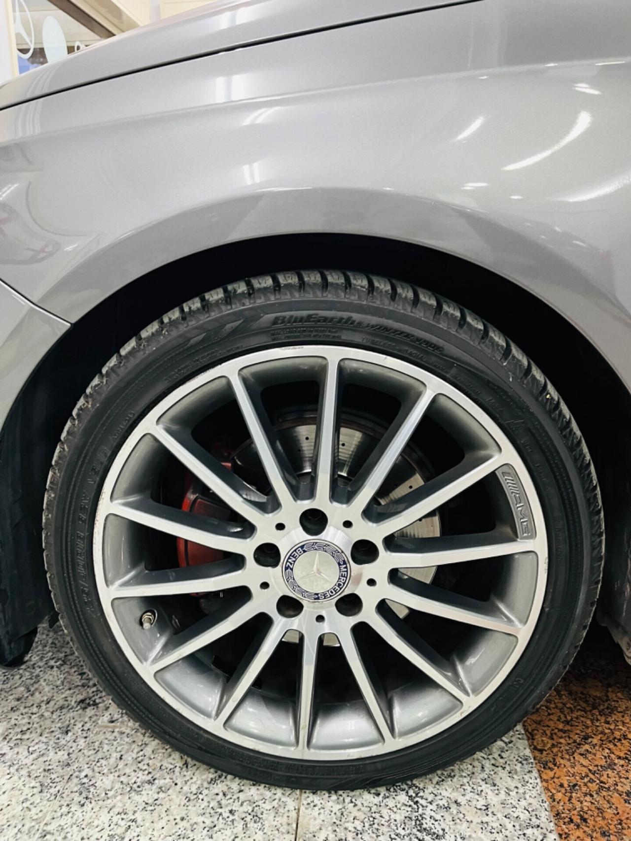 Mercedes-benz classe A 180d AMG 109cv anno 2015 Automatic