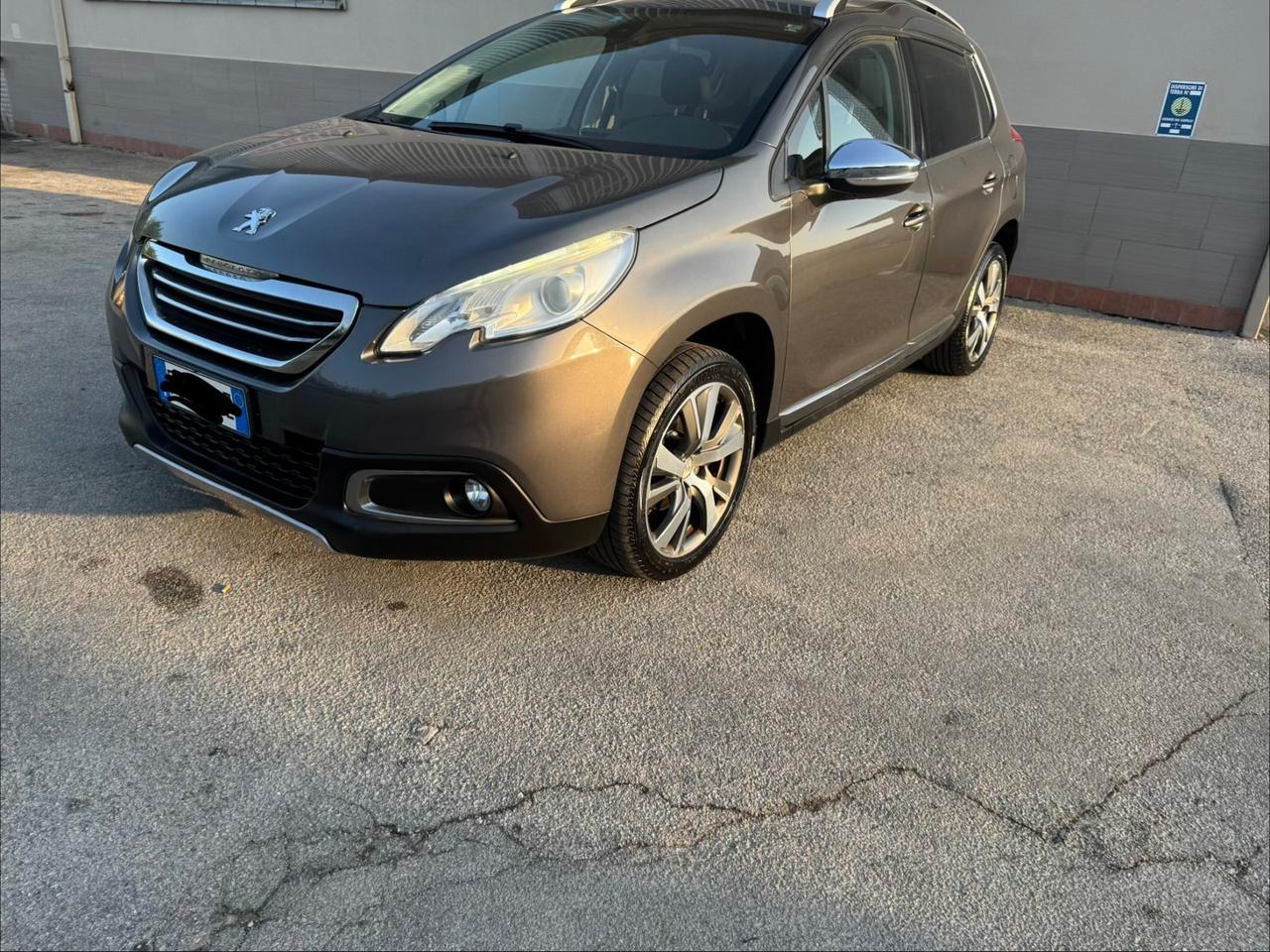 Peugeot 2008 BlueHDi 100 Allure