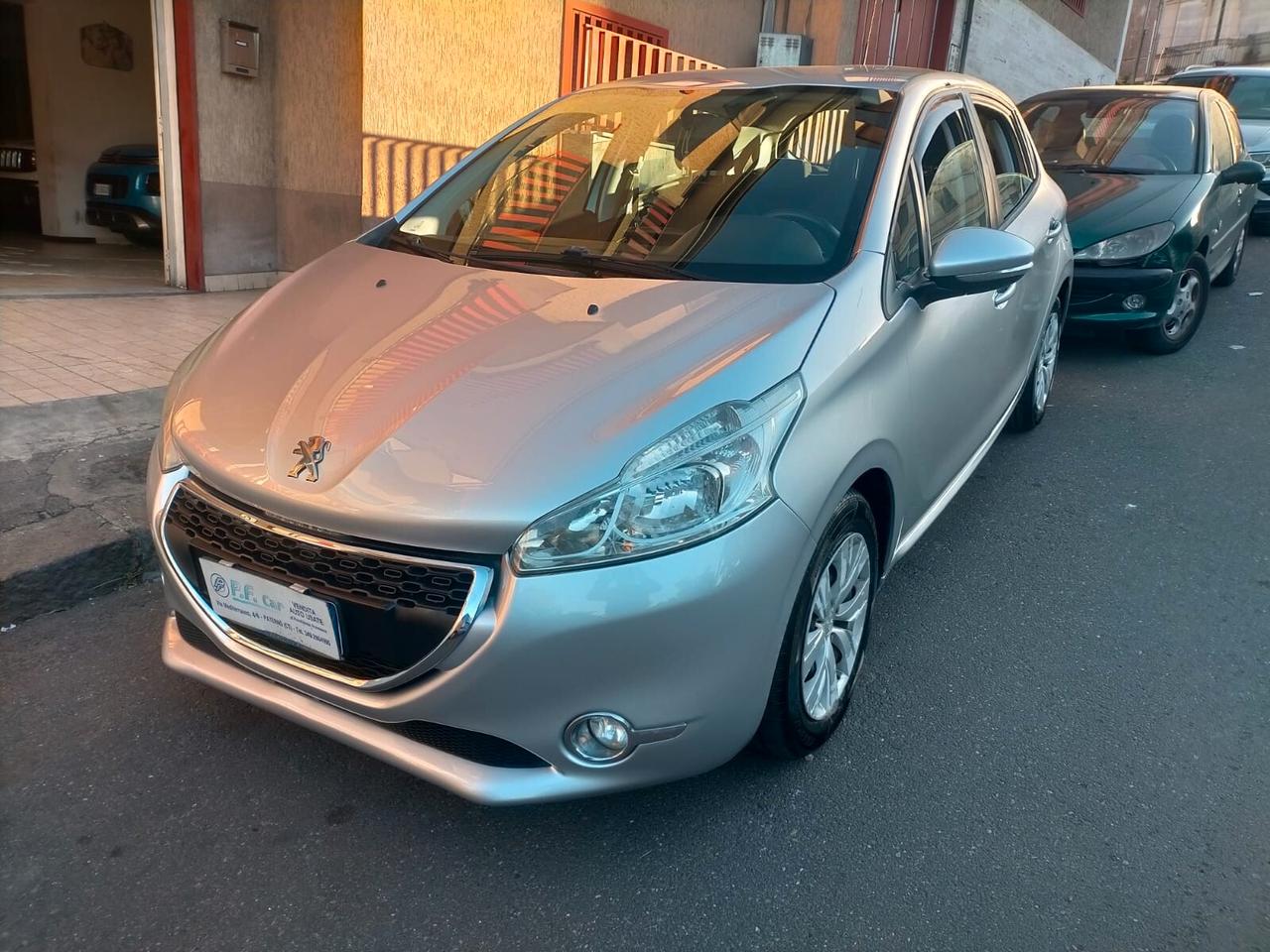 Peugeot 208 1.4 HDi 68 CV 5 porte Access