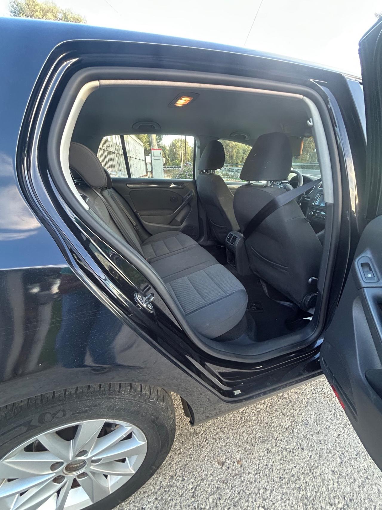 Volkswagen Golf Business 1.6 TDI 5p. Highline