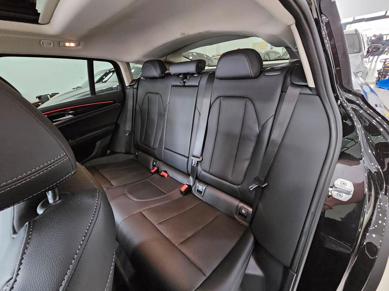 BMW X4 Xdrive 20d mhev Tetto cam Nav PDC Full LED