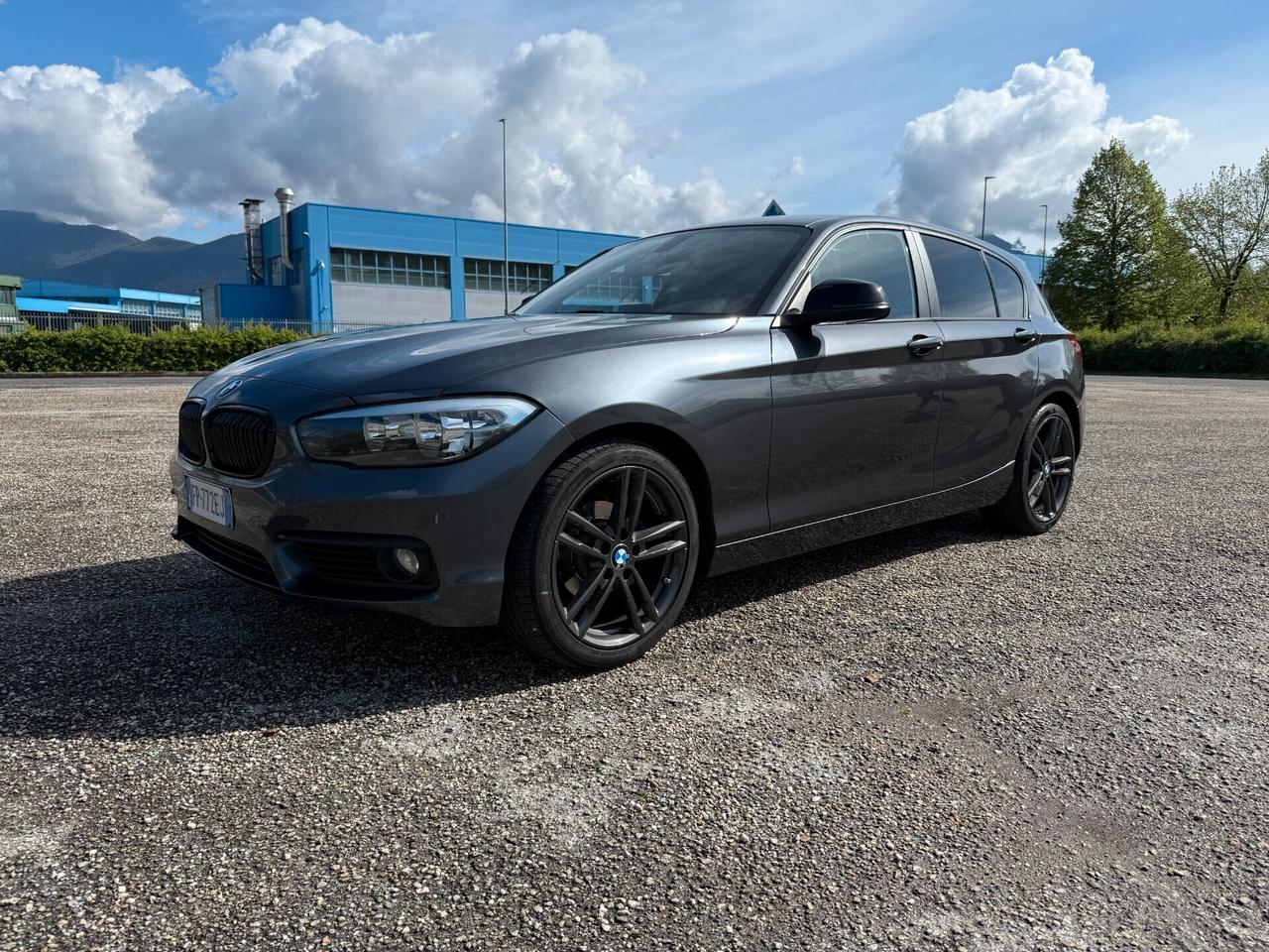 Bmw 118 118d 5p. Advantage
