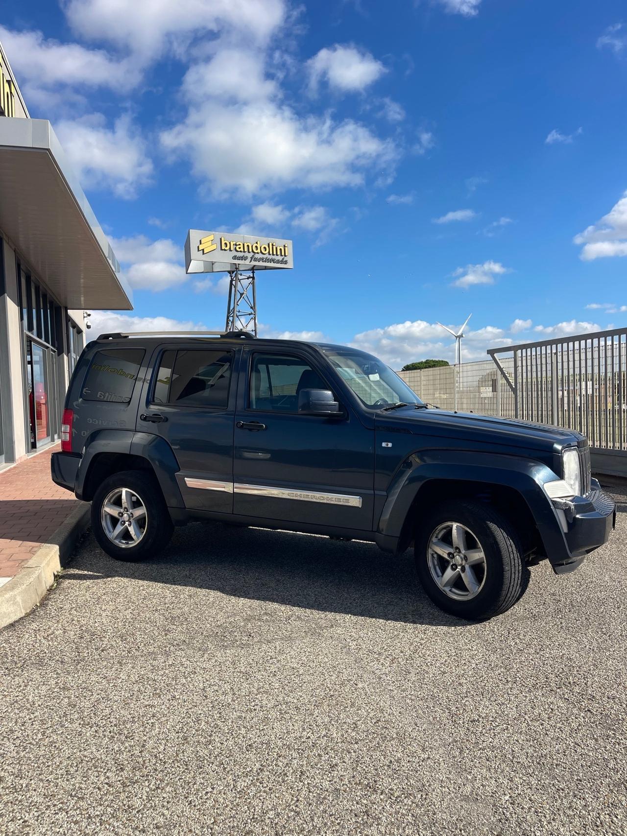 Jeep Cherokee 2.8 CRD Limited GANCIO TRAINO my09"