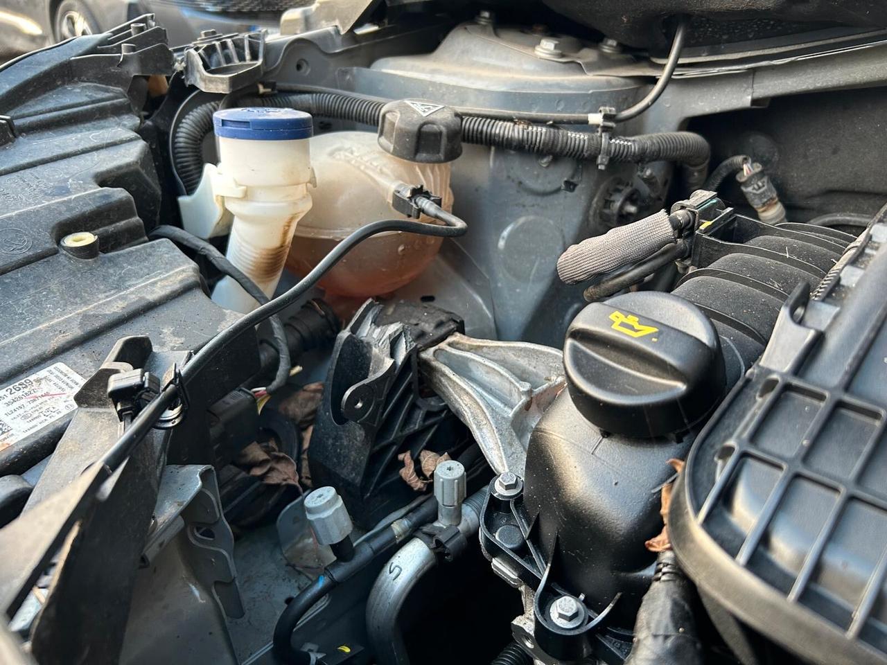 Opel Corsa 1.2 Edition 2024 sinistrata incidentata