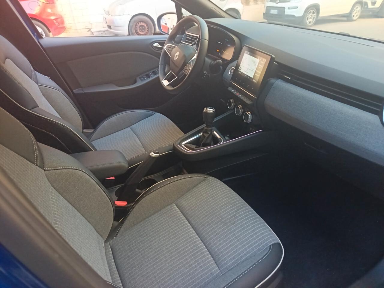 Renault Clio 1.0- 90 CV Techno KM18000 Garanzia Renault