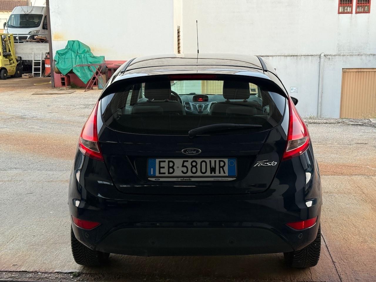 Ford Fiesta 1.4 5 porte Bz.- GPL Titanium