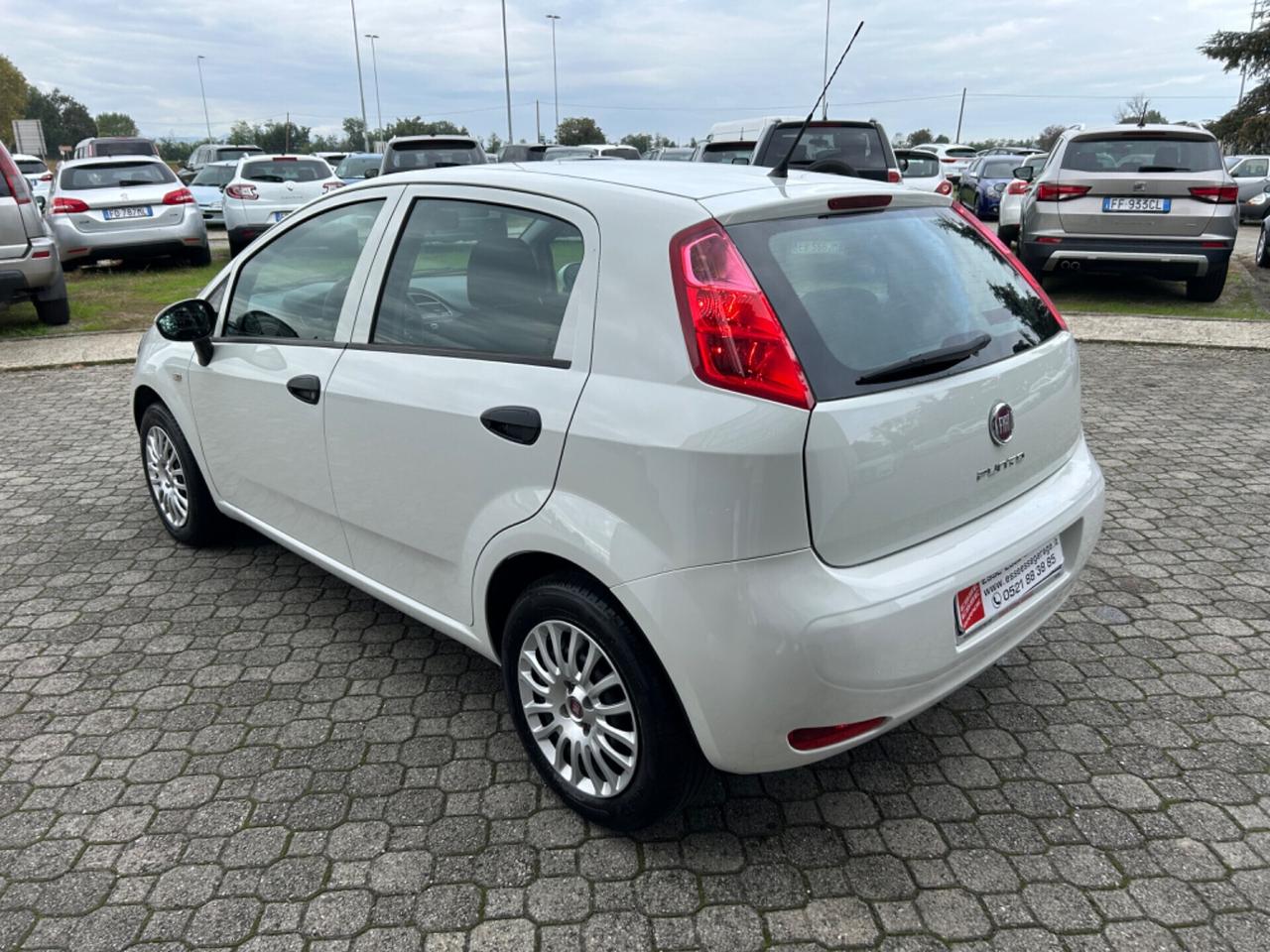 Fiat Punto 1.4 5p. GPL |90000 KM!|NEOPATENTATI