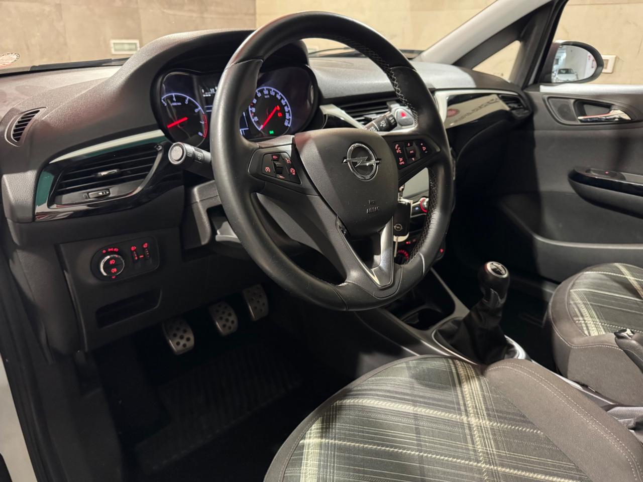 Opel Corsa 1.4 90CV GPL Tech 5 porte b-Color NEOPATENTATI