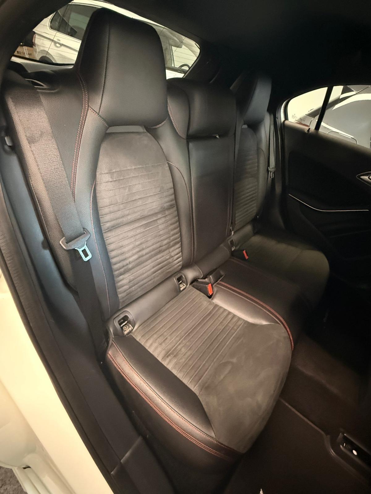 Mercedes-benz A 180 d 110Cv Premium AMG