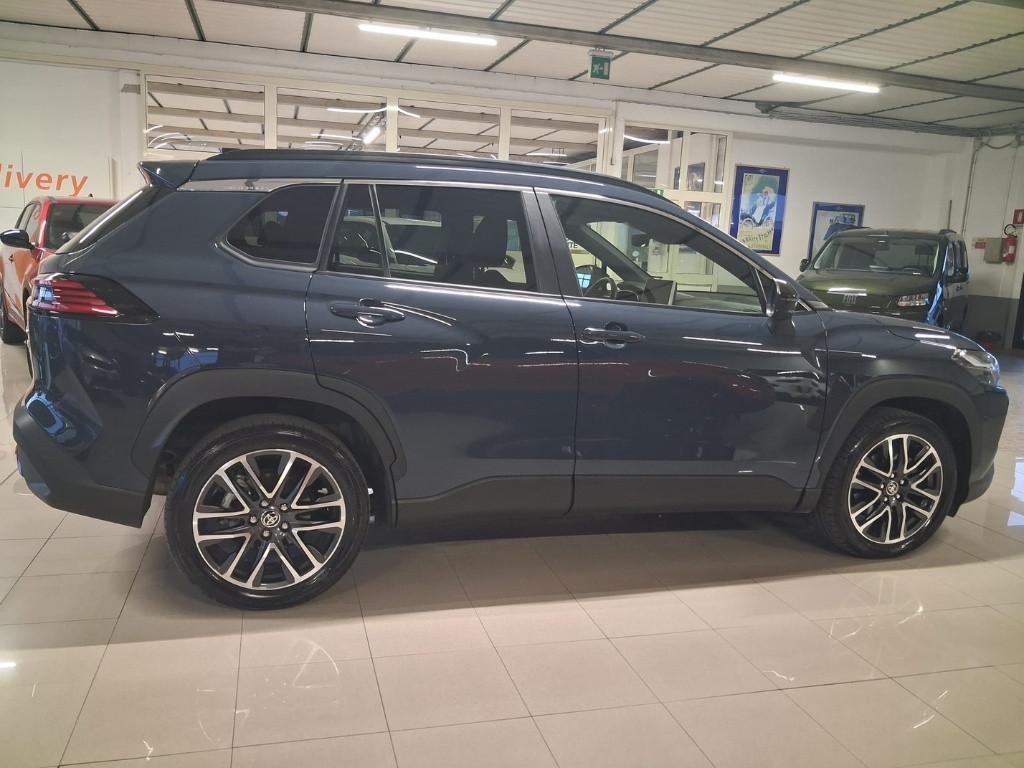 TOYOTA COROLLA CROSS PREMIUM AWD-i 2.0 HYBRID 200