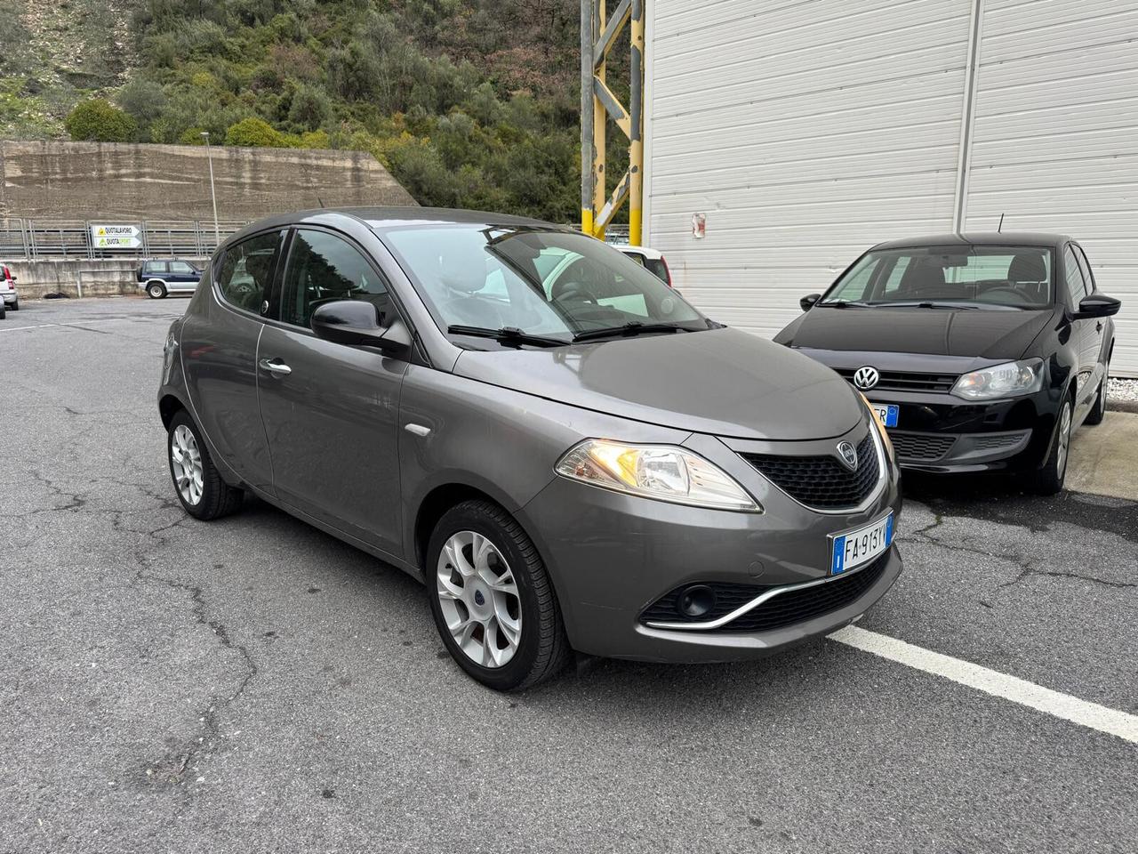 Lancia Ypsilon 1.2 69 CV 5 porte GPL Ecochic Gold