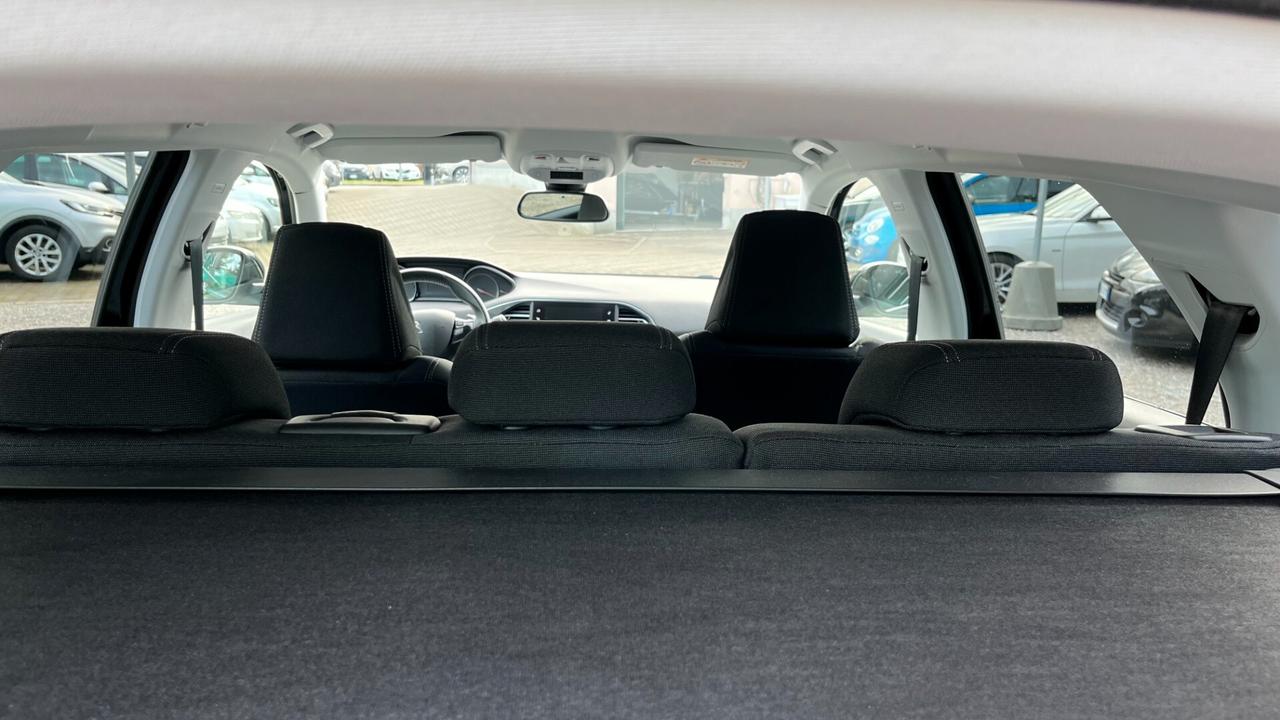 Peugeot 308 BlueHDi 130 S&S EAT6 SW Style