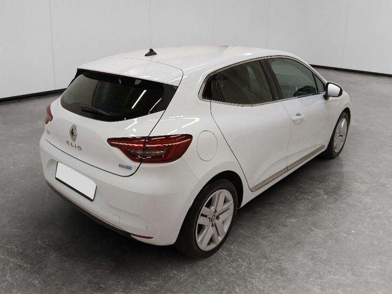 Renault Clio 1.6 E-Tech hybrid Intens 140cv auto my21