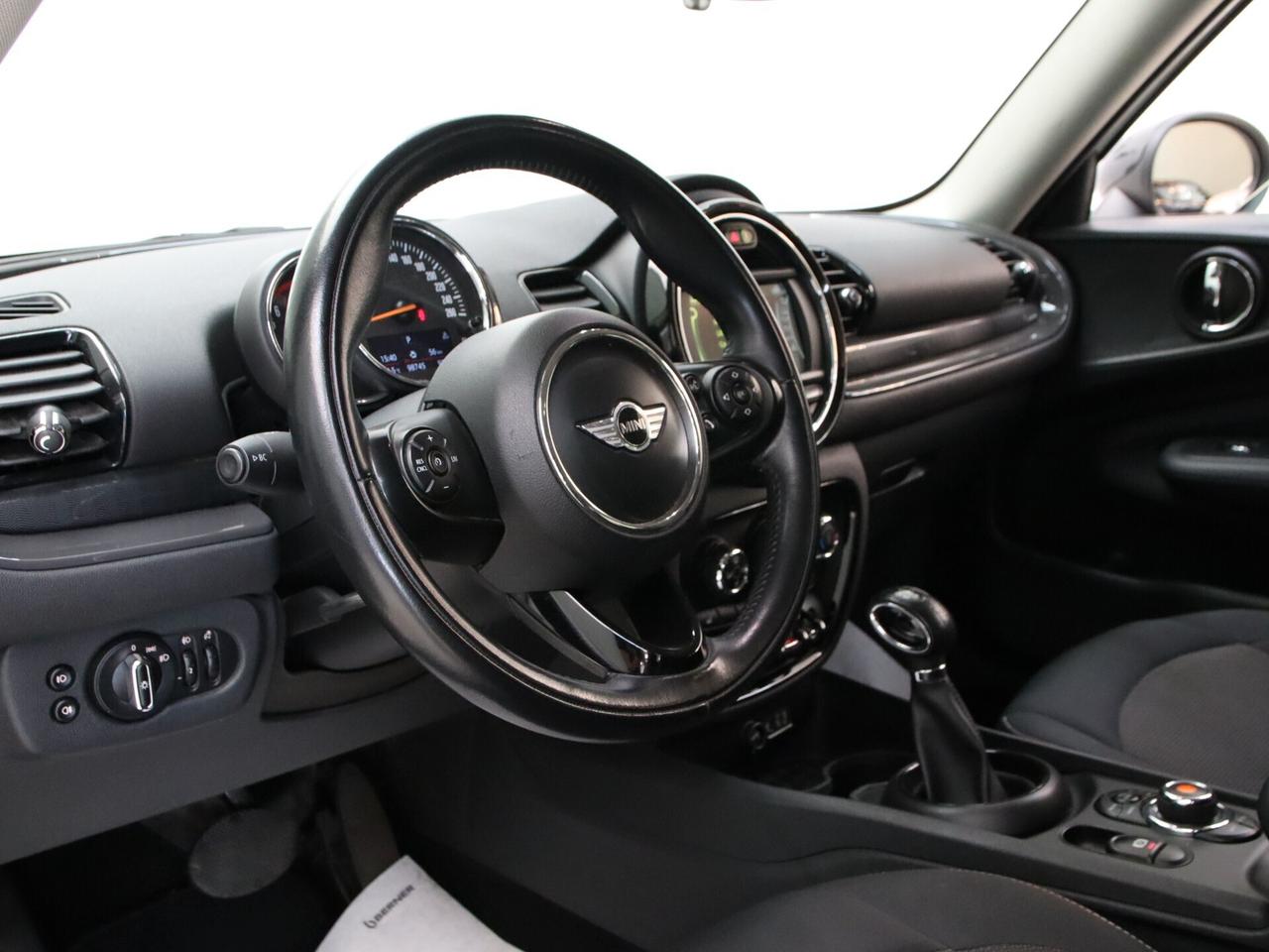 MINI Cooper Clubman IV F54 2016 1.5 Hype auto