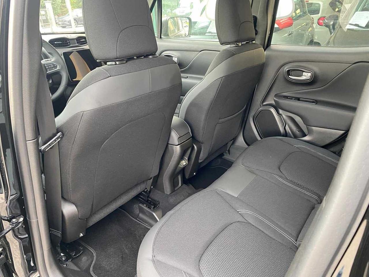 Jeep Renegade 1.5 Turbo T4 MHEV Altitude