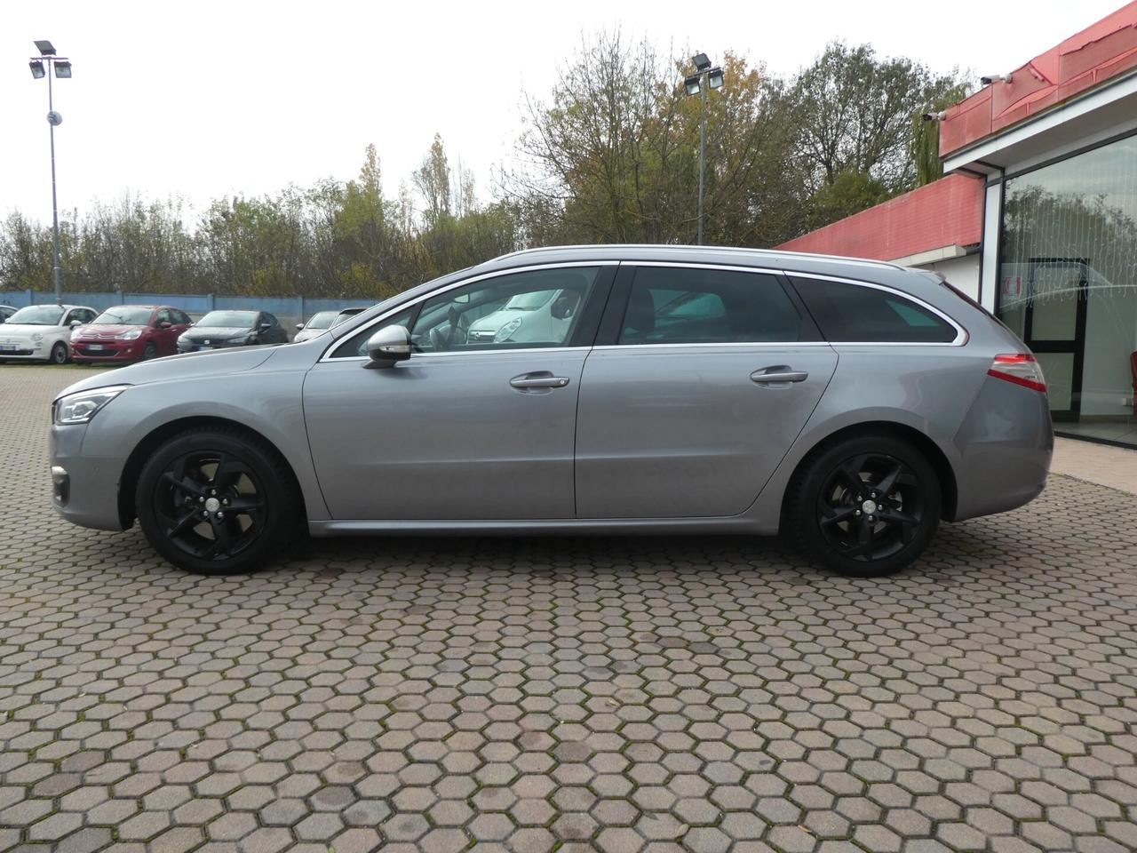 Peugeot 508 BlueHDi 180 EAT6 S&S SW Allure