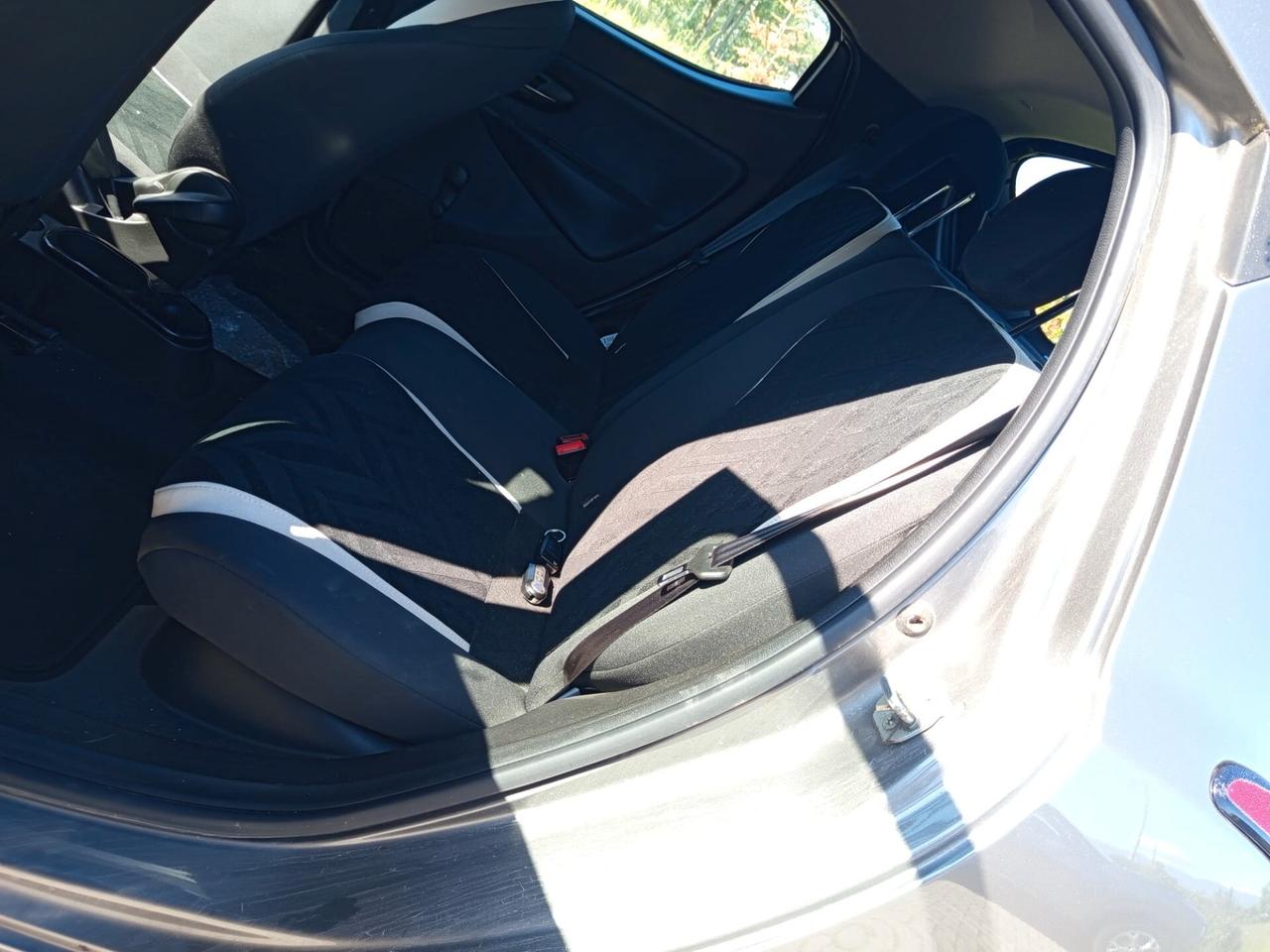 Lancia Ypsilon 1.2 69 CV 5 porte Platinum