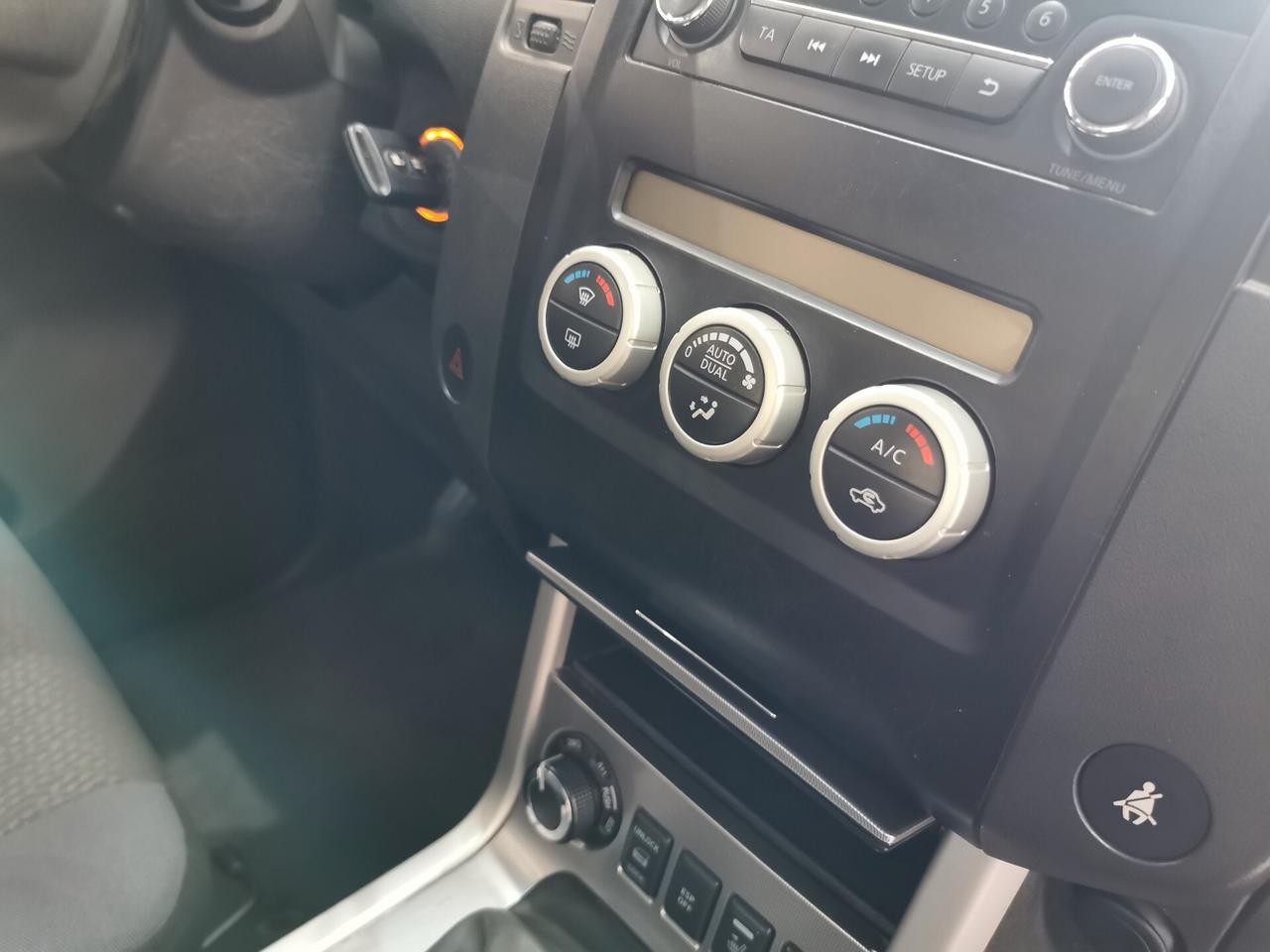 Nissan Navara 2.5 dCi 190CV 2 porte King Cab Sport