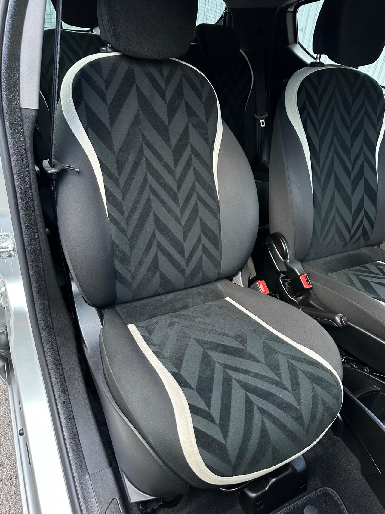 Lancia Ypsilon 1.2 benzina 69cv 5p. Gold