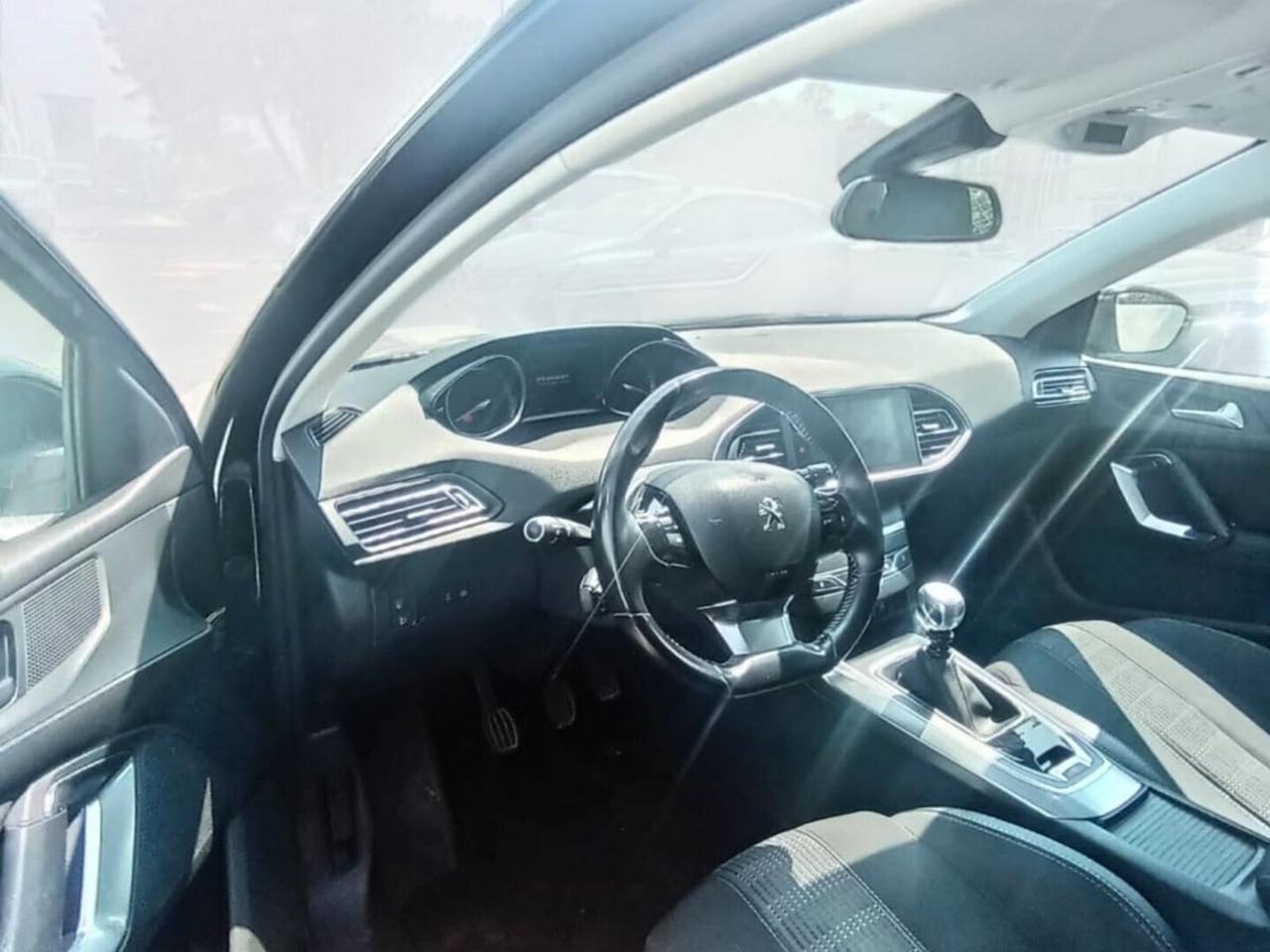 Peugeot 308 BlueHDi 150 S&S EAT6 GT Line