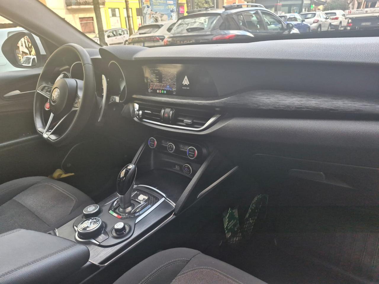 Alfa Romeo Stelvio 2.2 Turbodiesel 180 CV AT8 RWD Business