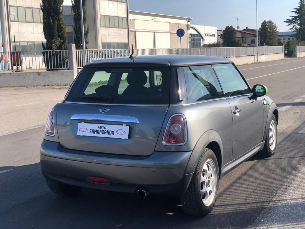 Mini Cooper 1.6 Benzina 2009 Ok per neopatentati