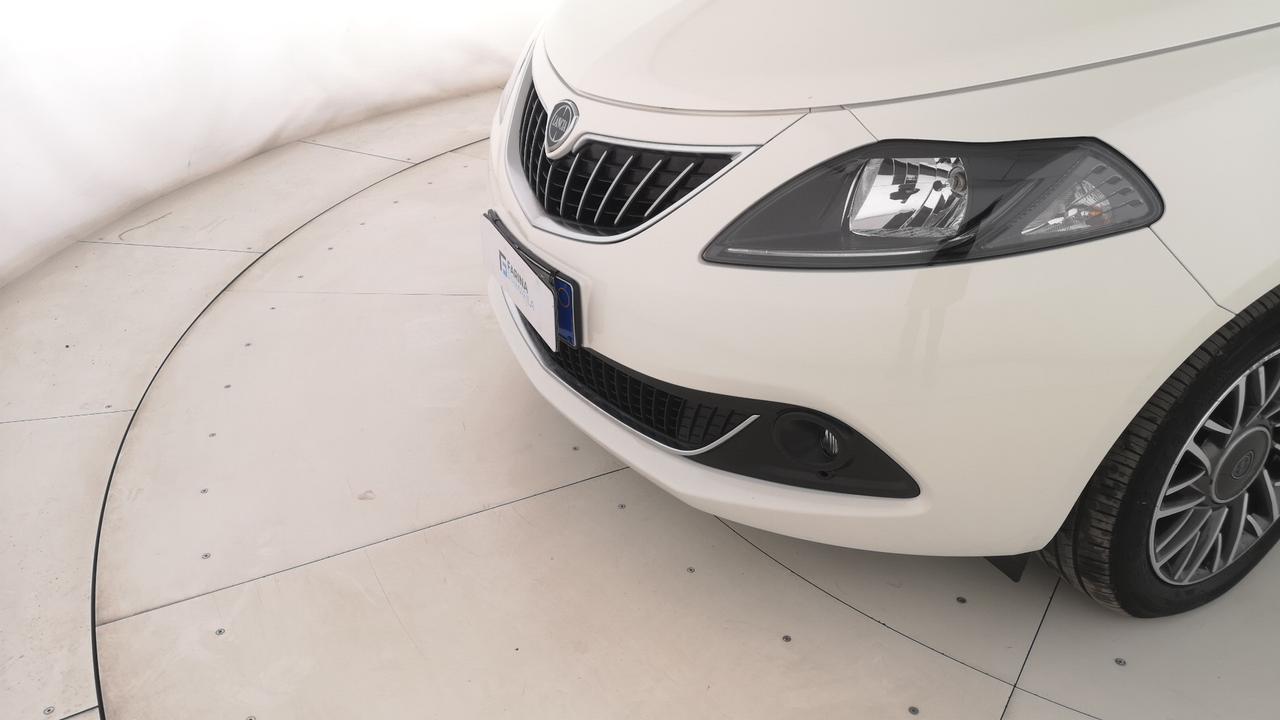 LANCIA Ypsilon III 2021 - Ypsilon 1.0 firefly hybrid Gold Plus s&s 70cv 5p.ti