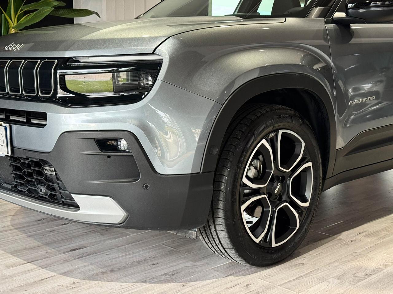 Jeep Avenger 1.2 Turbo 100 CV Summit