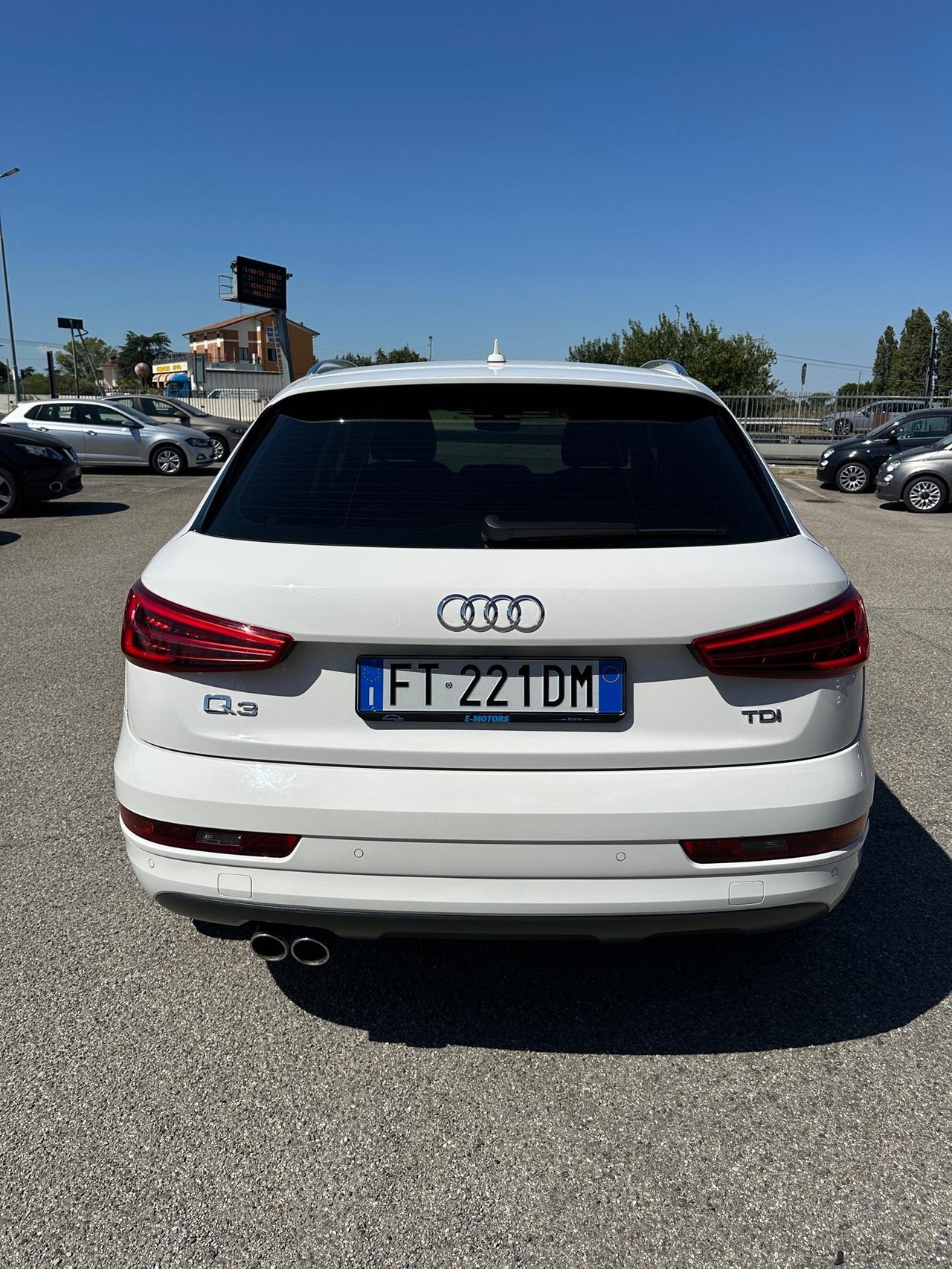 Audi Q3 2.0 TDI 120 CV Business - 2018