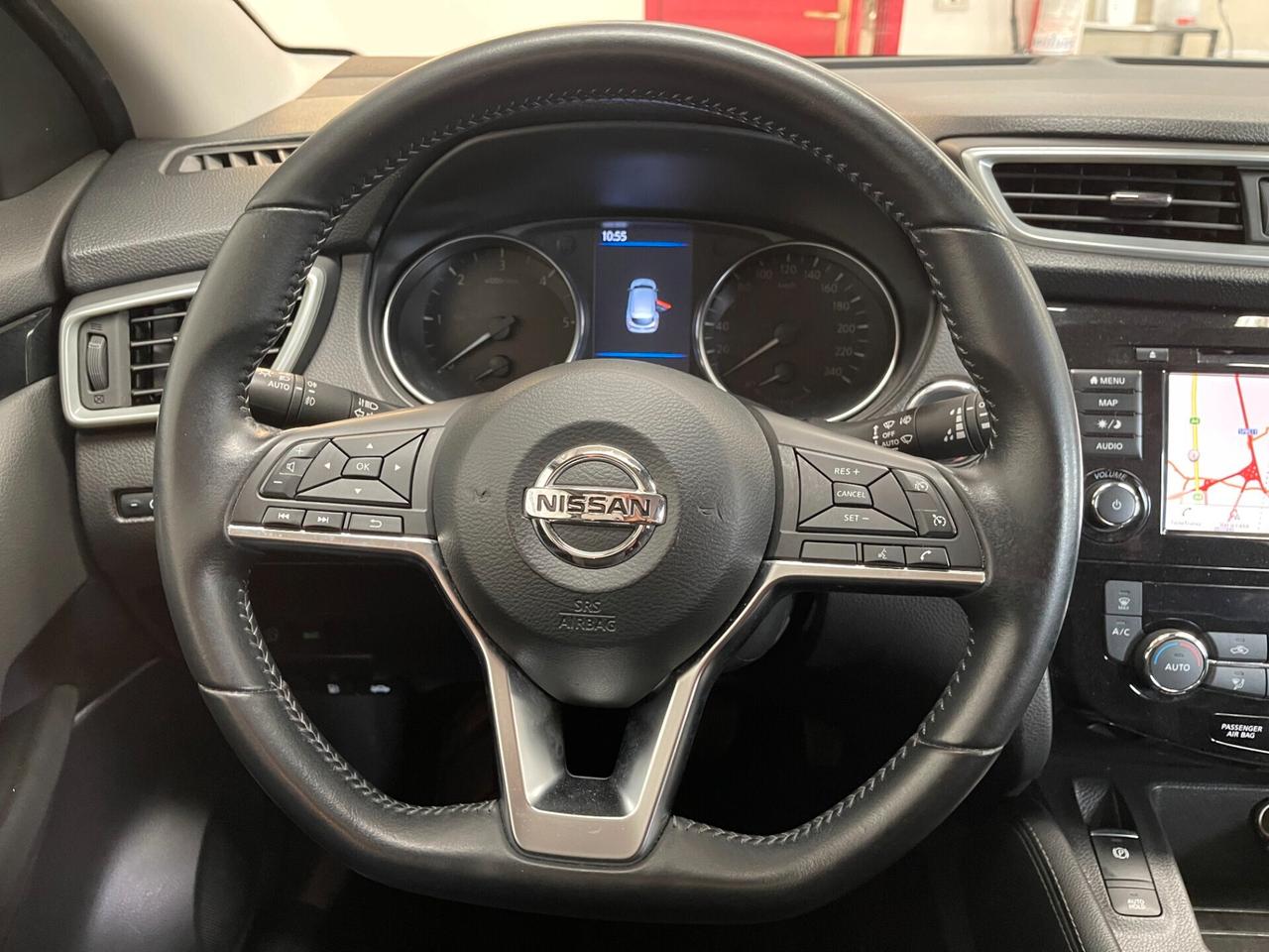 Nissan Qashqai Tekna 1.5 dci 115cv c.auto-Ok Neopaten-LEGGI SOTTO