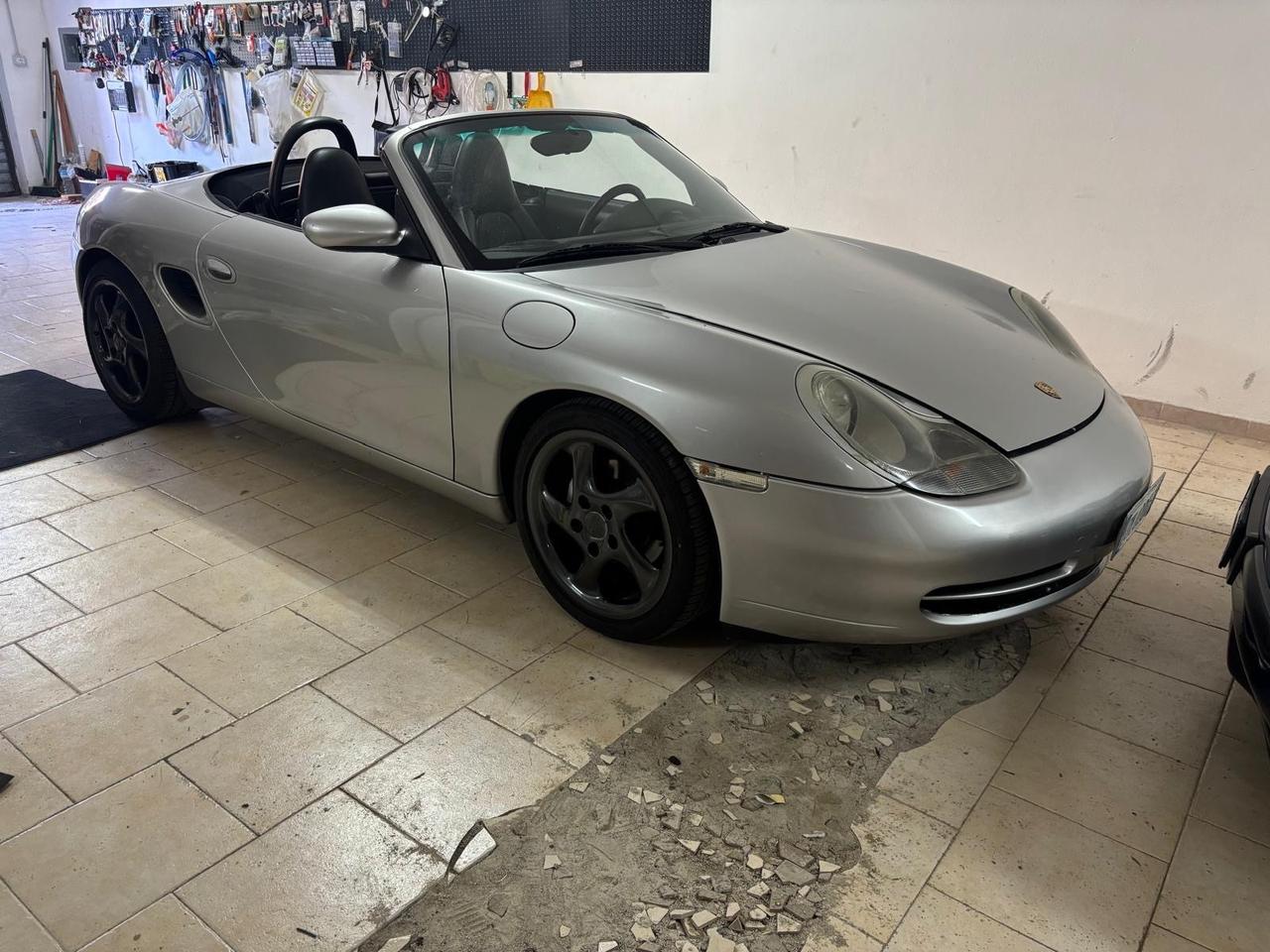 Porsche Boxster 2.7i 24V cat