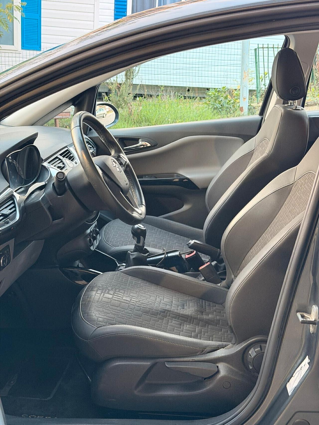 Opel Corsa 1.4 90CV GPL Tech 5 porte Innovation